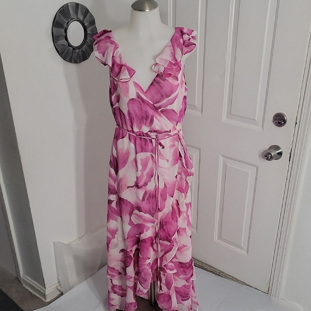 Lulus Pink Floral Wrap Ruffle Sleeveless Maxi Tie Waist Dress Size Medium